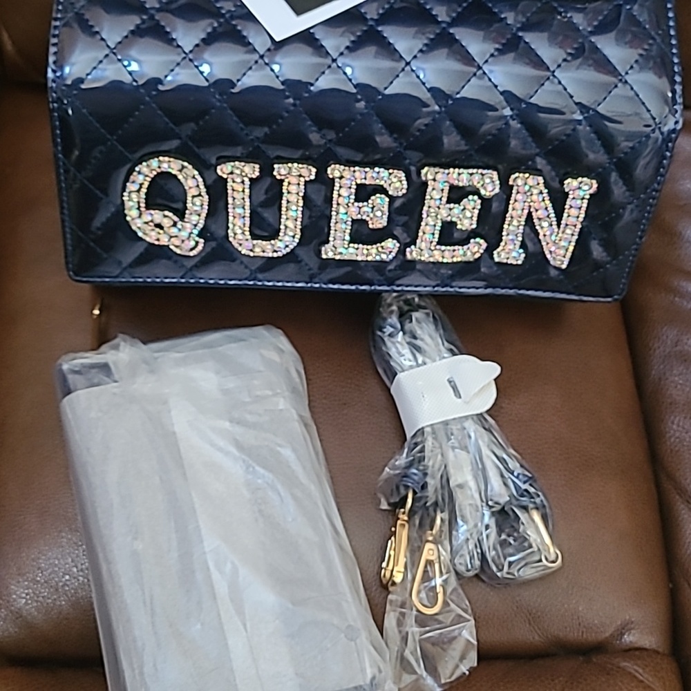 NWT purse - Picture 5 of 7
